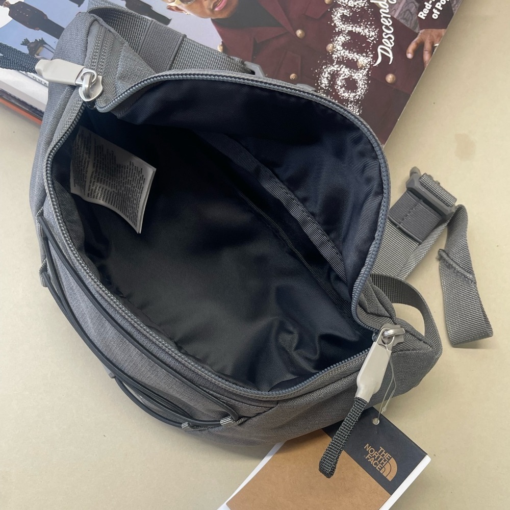(new+tag) The North Face belt bag / sling pack (grey) - Picture 5 of 7